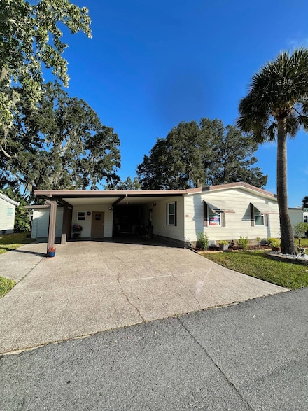 615 Fairway Ct Unit 615, Plant City, FL 33565