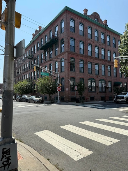 126 Webster Ave Unit 1G, Jersey City, NJ 07307