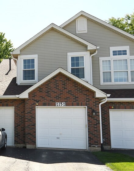 2152 Fulham Dr, Naperville, IL 60564
