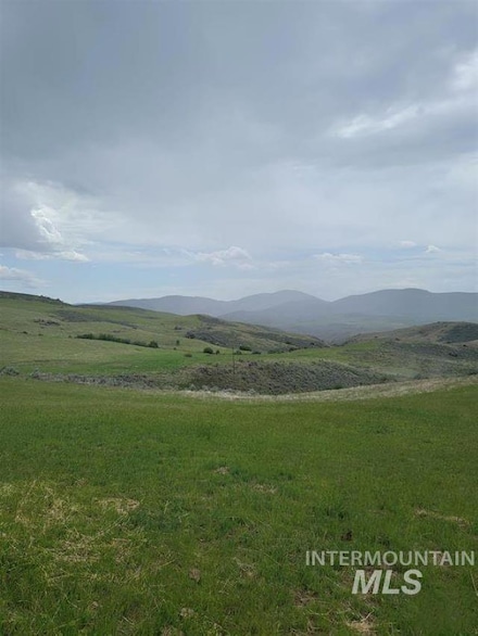 180 Brownlee Loop Rd, Horseshoe Bend, ID 83629