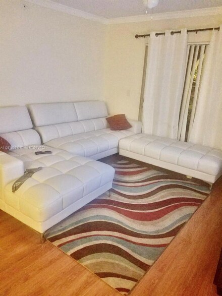 2496 Centergate Dr Unit 107, Miramar, FL 33025