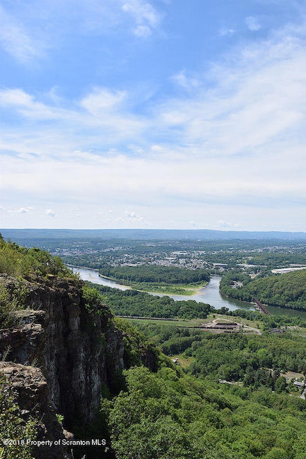 0 Campbell Ledge Reservoir Unit 18-190, Duryea, PA 18642