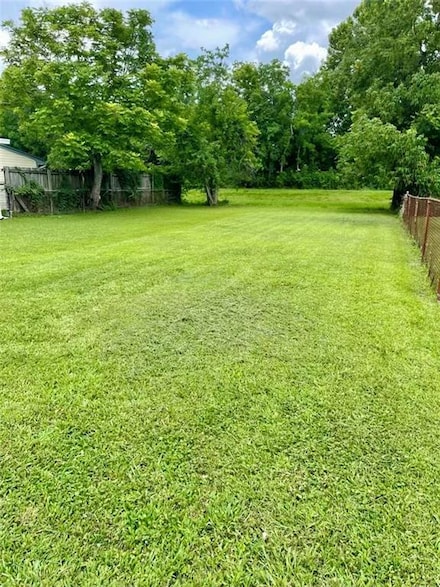 519 Center St, Arabi, LA 70032