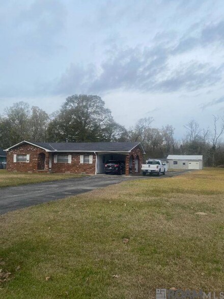 16035 Alford Dr, Greenwell Springs, LA 70739