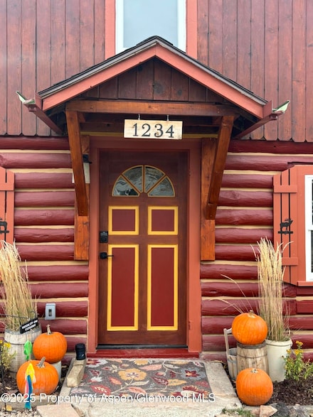 1234 Main St, Meeker, CO 81641