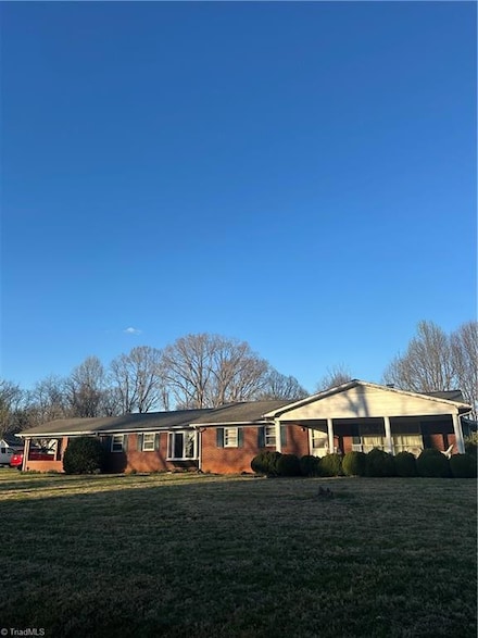 205 Gate St, North Wilkesboro, NC 28659