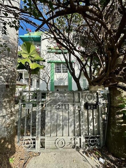 1211 Pennsylvania Ave Unit F1, Miami Beach, FL 33139