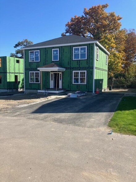 261 Pleasant St Unit 13, Weymouth, MA 02190