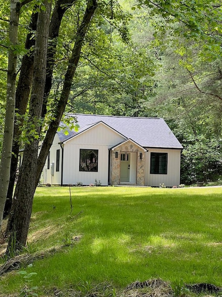 920 Luna Lake Rd, Danville, VA 24541