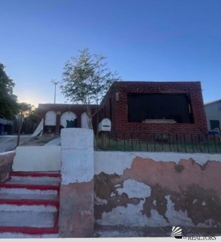 1034 S Madison Ave, Yuma, AZ 85364