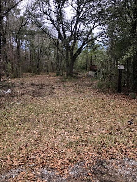 647 River Rd, Ponce de Leon, FL 32455