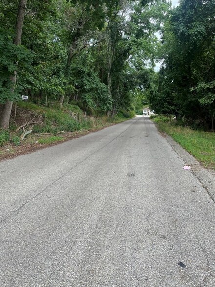 Lot #5 Elm St, Washington, PA 15301
