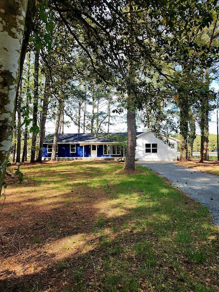 24070 Tall Pines Dr, Onancock, VA 23417