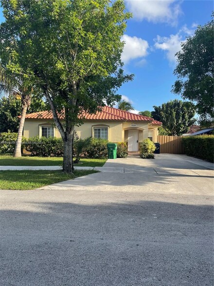 19124 SW 319th St, Homestead, FL 33030