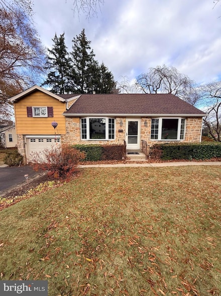 25 Northview Dr, Glenside, PA 19038