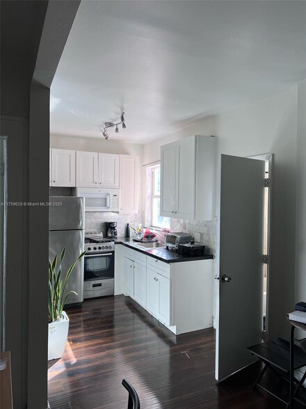 642 Michigan Ave Unit 21, Miami Beach, FL 33139