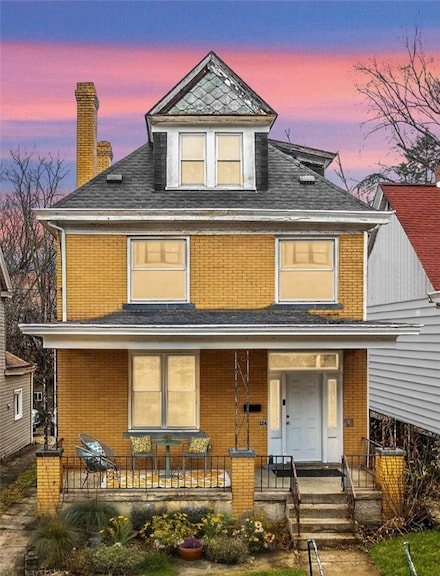 124 Parkfield St, Pittsburgh, PA 15210