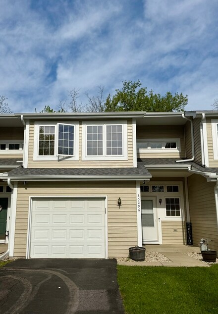 26296 N Green St Unit 5C, Mundelein, IL 60060