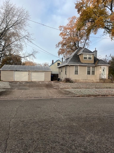 2401 S Jackson St, Appleton, WI 54915