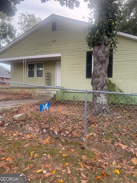 34 S Williams St, Winder, GA 30680