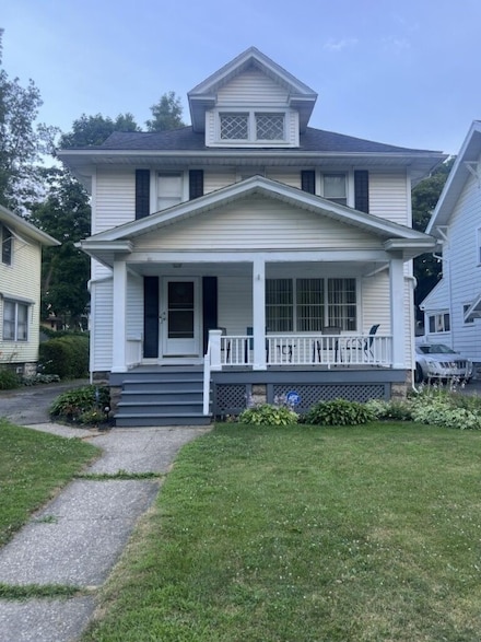 203 Roxborough Rd, Rochester, NY 14619