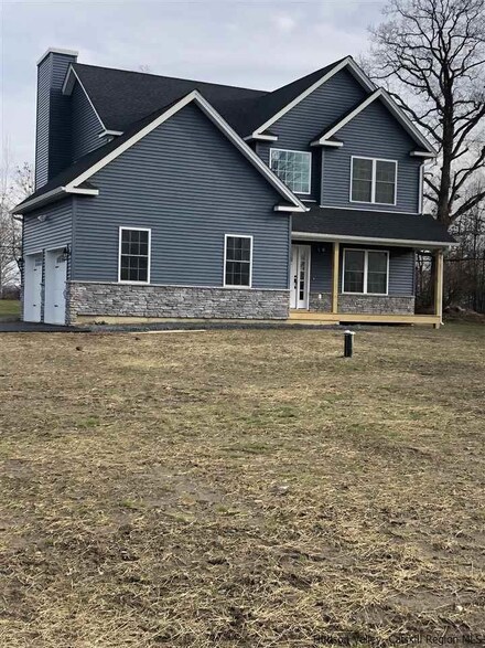 112 Mulford Dr, Wallkill, NY 12589