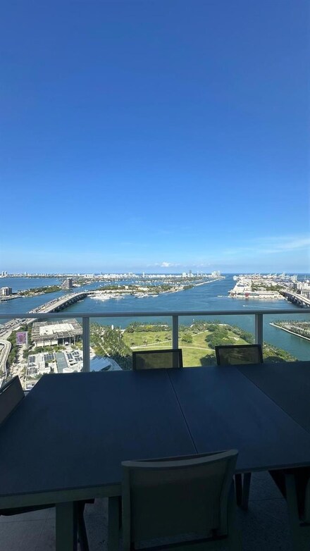 1040 Biscayne Blvd Unit 3504, Miami, FL 33132