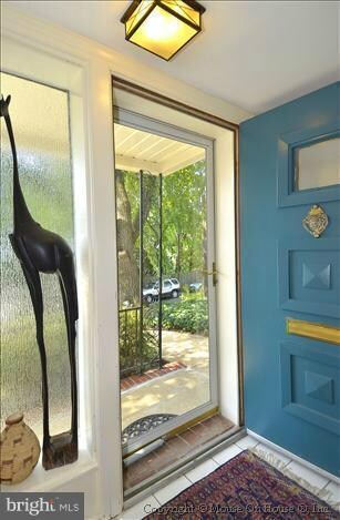 623 29th Rd S, Arlington, VA 22202