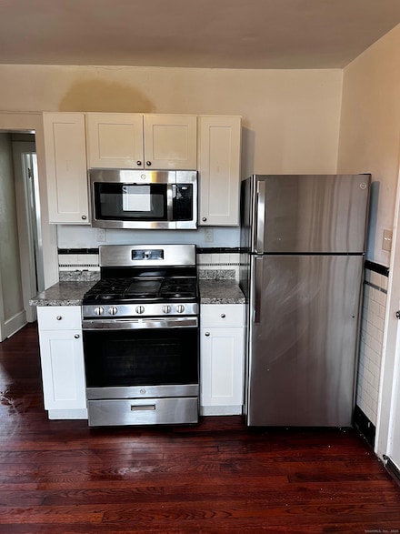 128 Augur St, Hamden, CT 06517