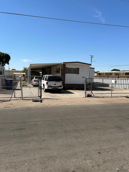 1008 S Magnolia Ave, Yuma, AZ 85364