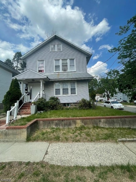 267 Hirliman Rd, Englewood, NJ 07631