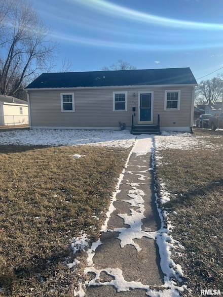 312 28th Ave, East Moline, IL 61244
