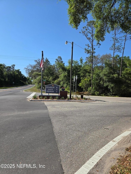 144 Hickory Rd, Interlachen, FL 32148