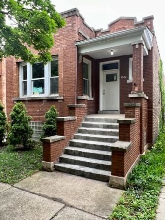 1822 S 61st Ct, Cicero, IL 60804