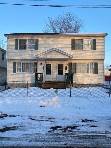 139 Moxon St Unit 141, Indian Orchard, MA 01151