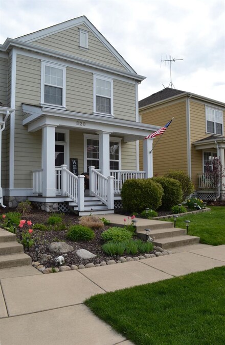 320 Sherman Ave, Chesterton, IN 46304