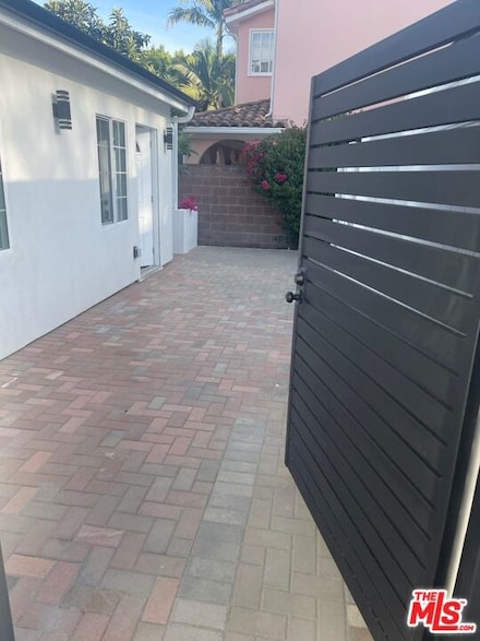 4522 Mammoth Ave, Sherman Oaks, CA 91423