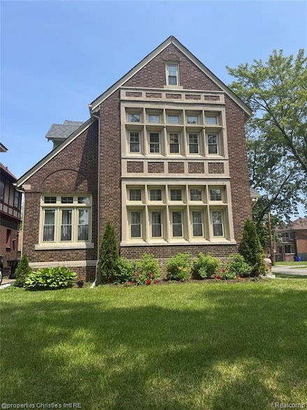 8604 La Salle Blvd, Detroit, MI 48206