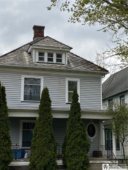 135 N 7th St, Olean, NY 14760