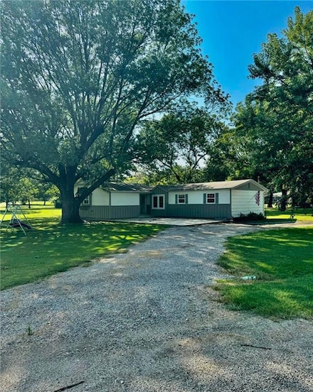 303 Olive St, West Mineral, KS 66782