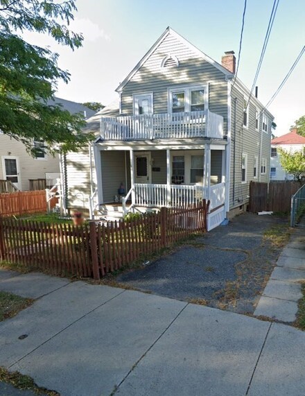 38-40 Lawn Ave, Quincy, MA 02169
