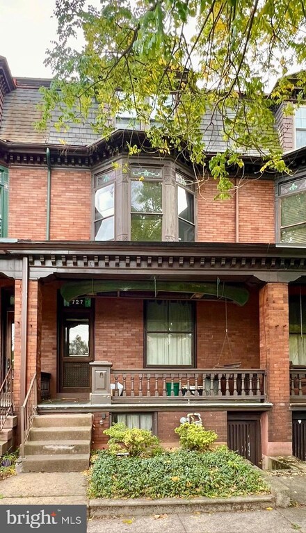727 N 4th St, Reading, PA 19601