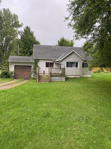 1209 Woodville Rd, Mansfield, OH 44907