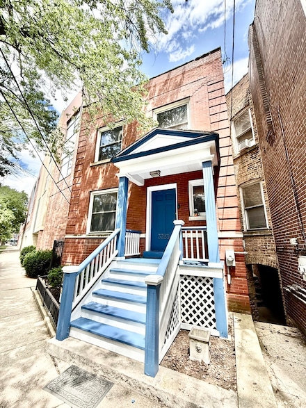 3723 N Wolcott Ave, Chicago, IL 60613