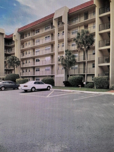 3661 Via Poinciana Unit 2140, Lake Worth, FL 33467