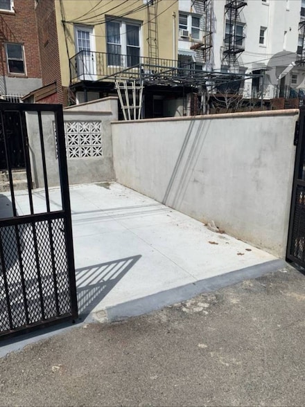 2135 28th St Unit Parking Space Only, Astoria, NY 11105