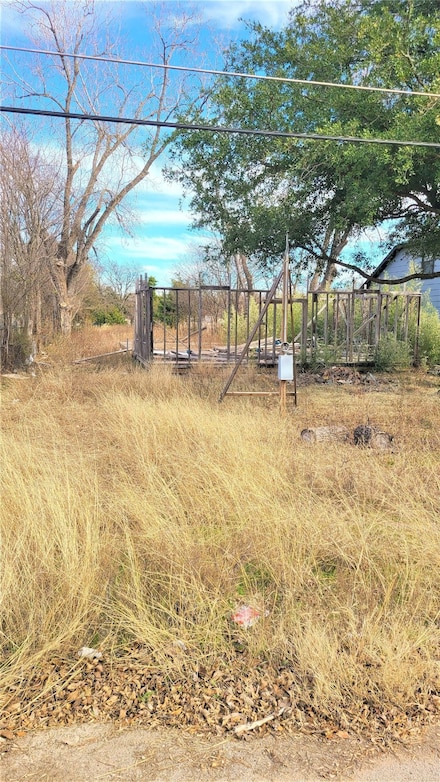4422 Highland St, Lancaster, TX 75134