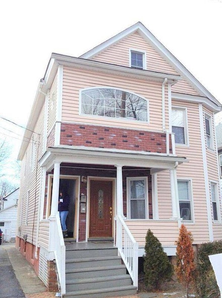 70 Lent St Unit 2, Poughkeepsie, NY 12601