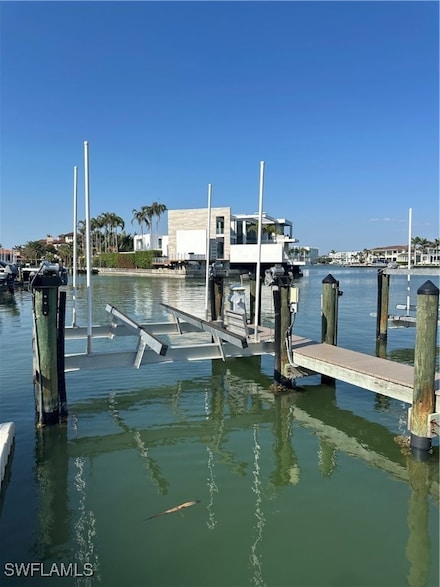 4090 Gulf Shore Blvd N Unit 6, Naples, FL 34103
