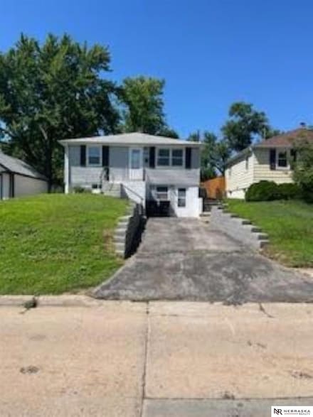6524 Charles St, Omaha, NE 68132